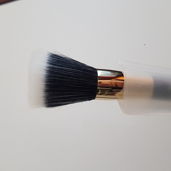 Ysl Brush - Picture 4 of 5